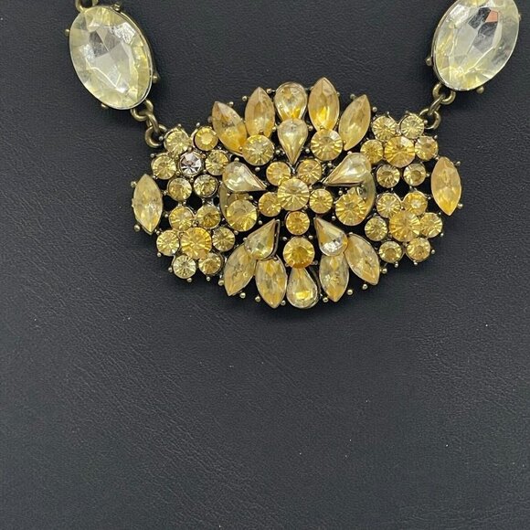 Cluster Rhinestone Stones Statement Bib Necklace Gold Tone 18 to 21 Inches - Picture 5 of 9